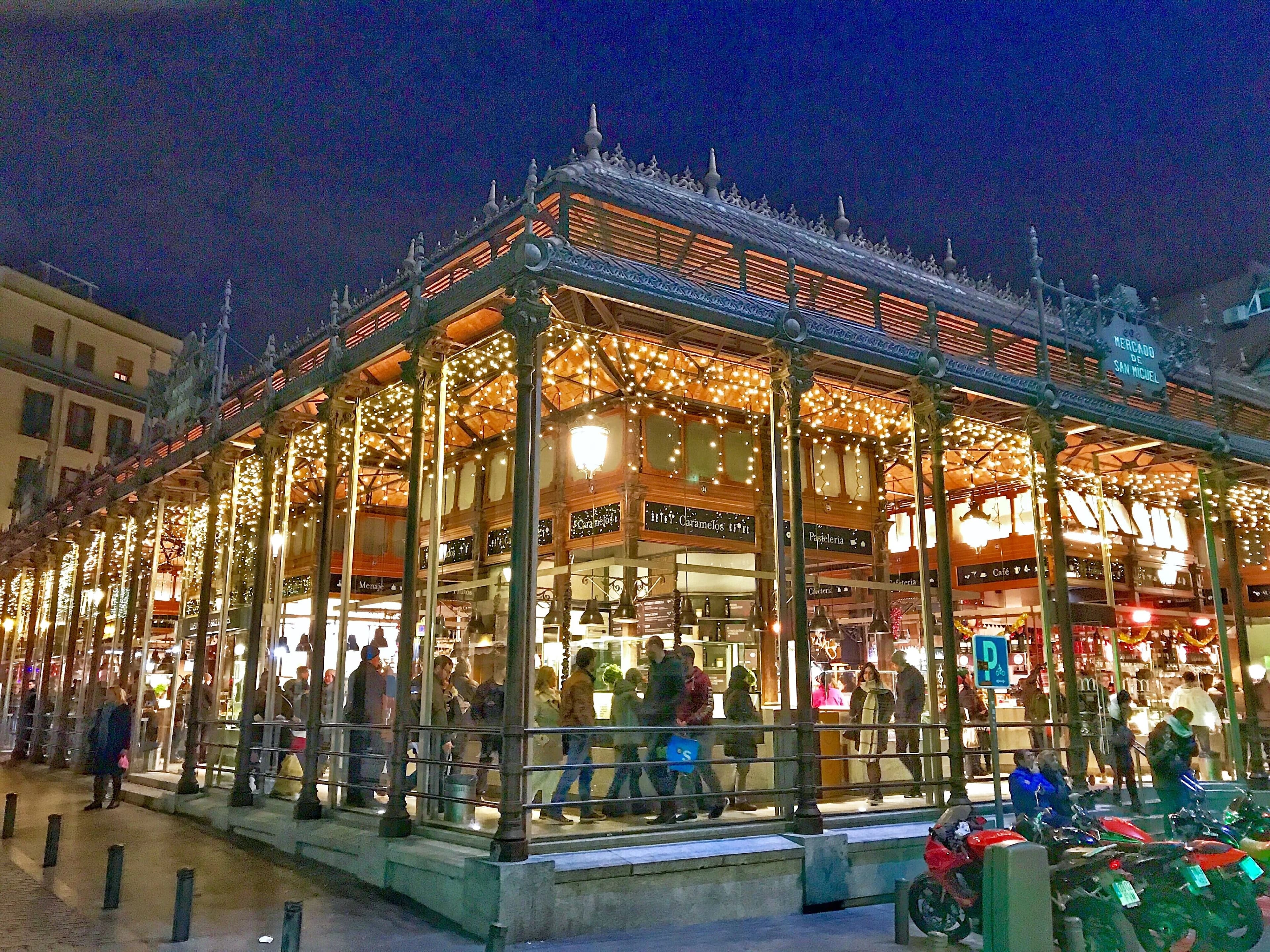 Mercado de San Miguel: El Emblema junto a la Plaza Mayor Madrid