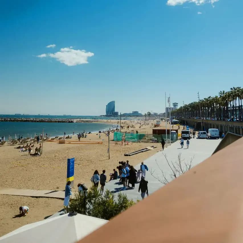 Paseo Marítimo y Playa de la Barceloneta: Noche junto al Mar Barcelona