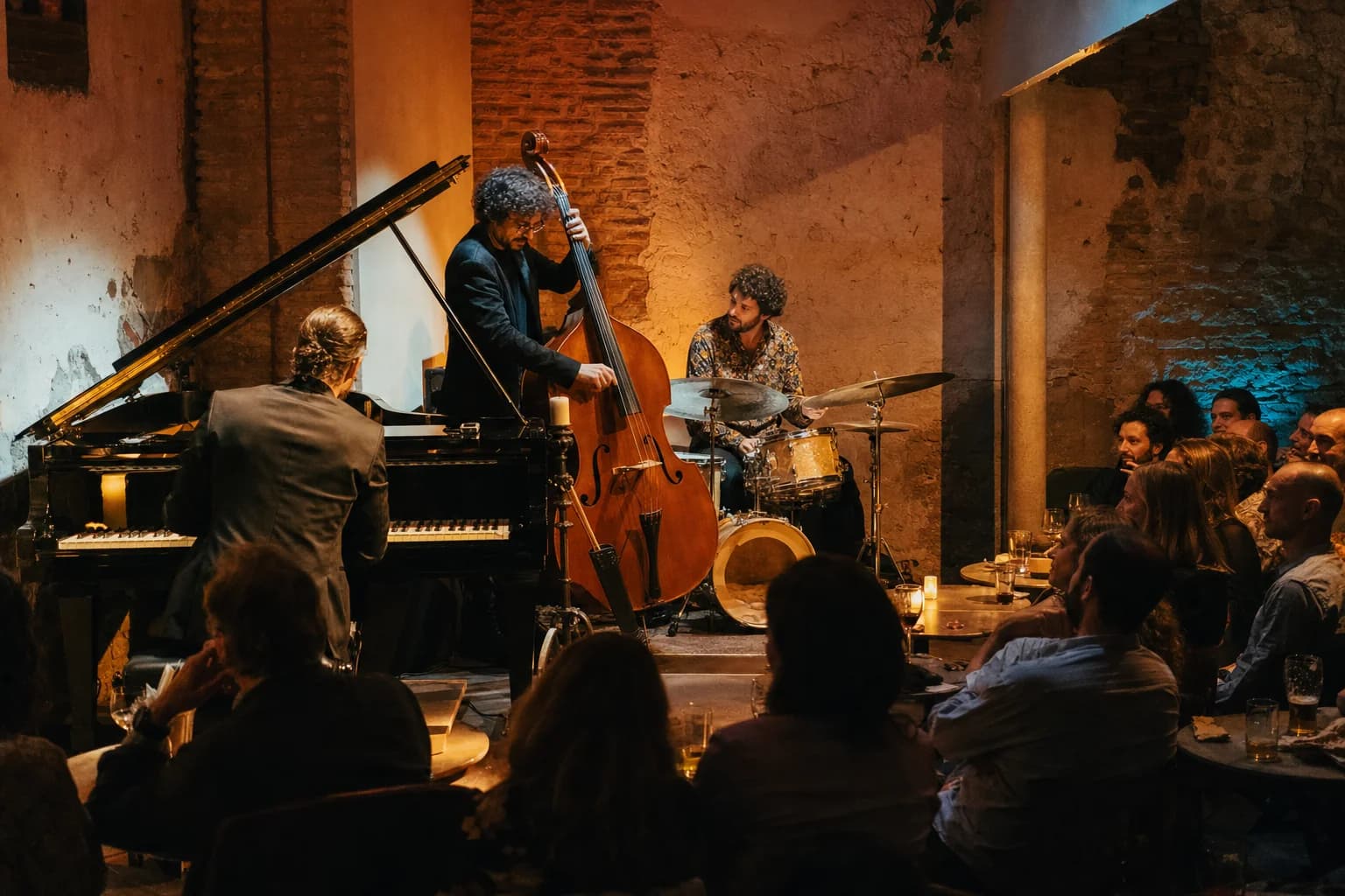 Los 5 Mejores Clubs de Jazz y Música en Directo Íntima en Sevilla