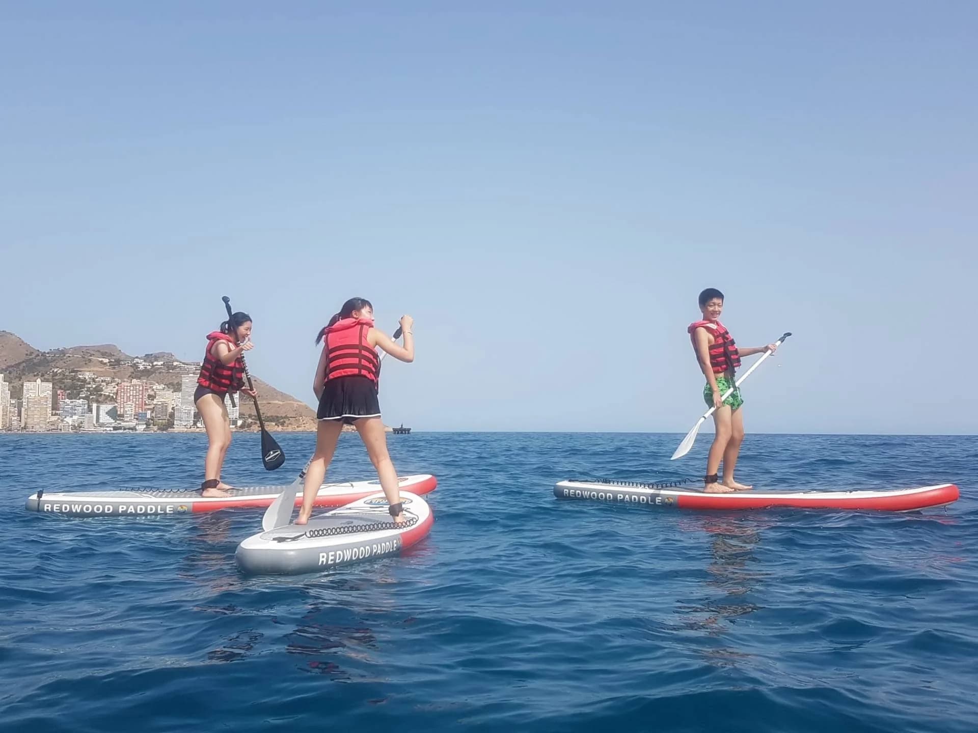 Aloha Sport escuela surf paddle Playa Muchavista Alicante