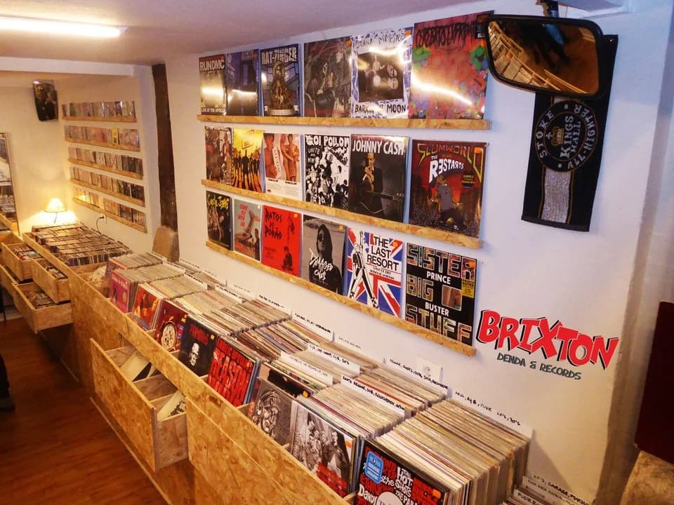 Brixton Denda tienda vinilo ska punk Somera Bilbao