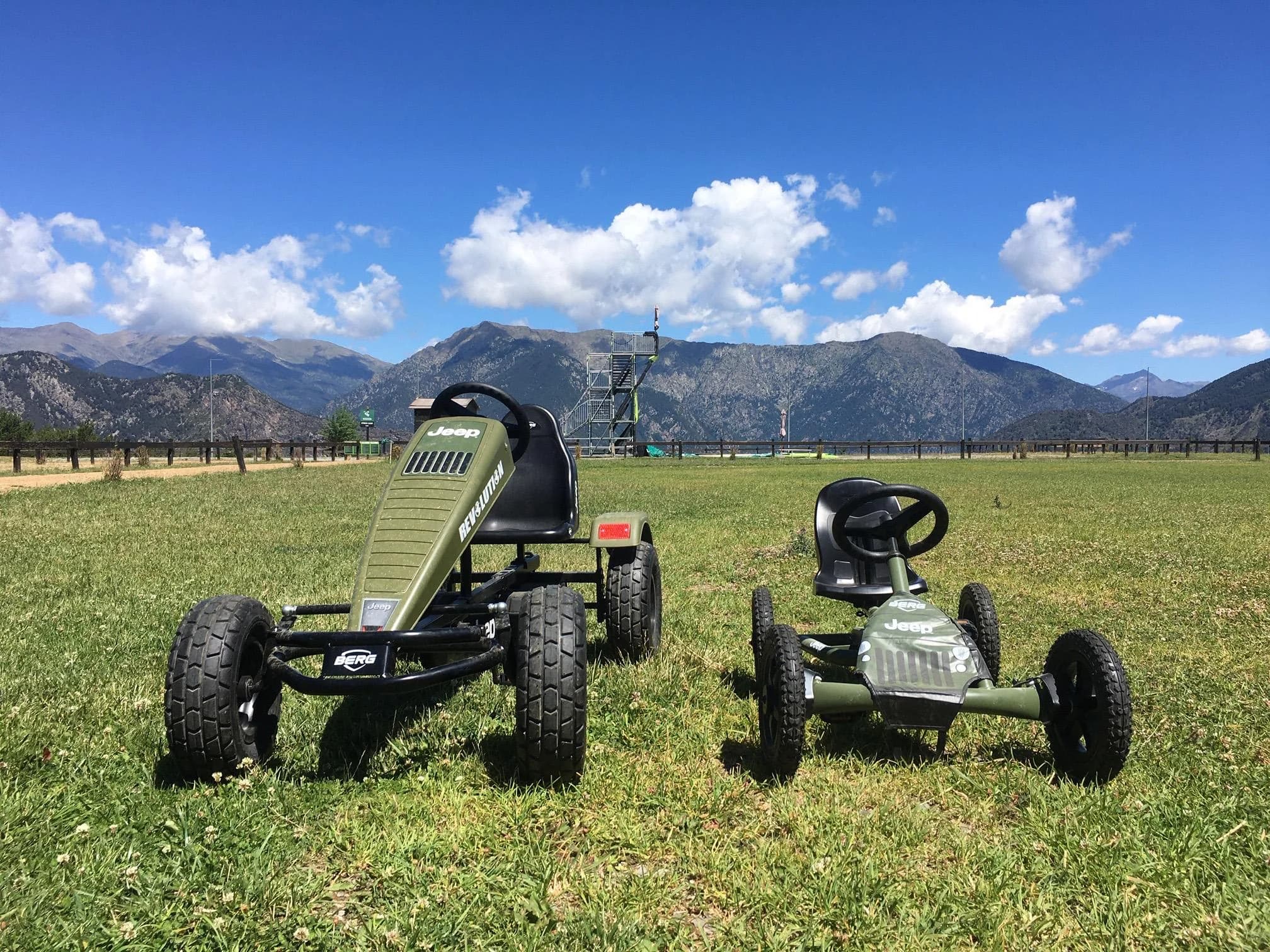 Buggy pedales circuito infantil Naturland Andorra