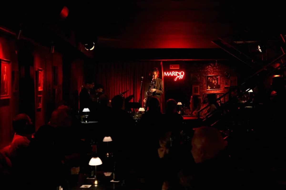 Burning House bar musical Cabanyal Valencia
