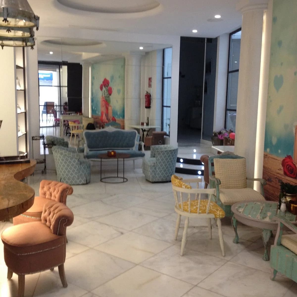 Café Bardin taller pintura pareja Calle San Fernando Alicante