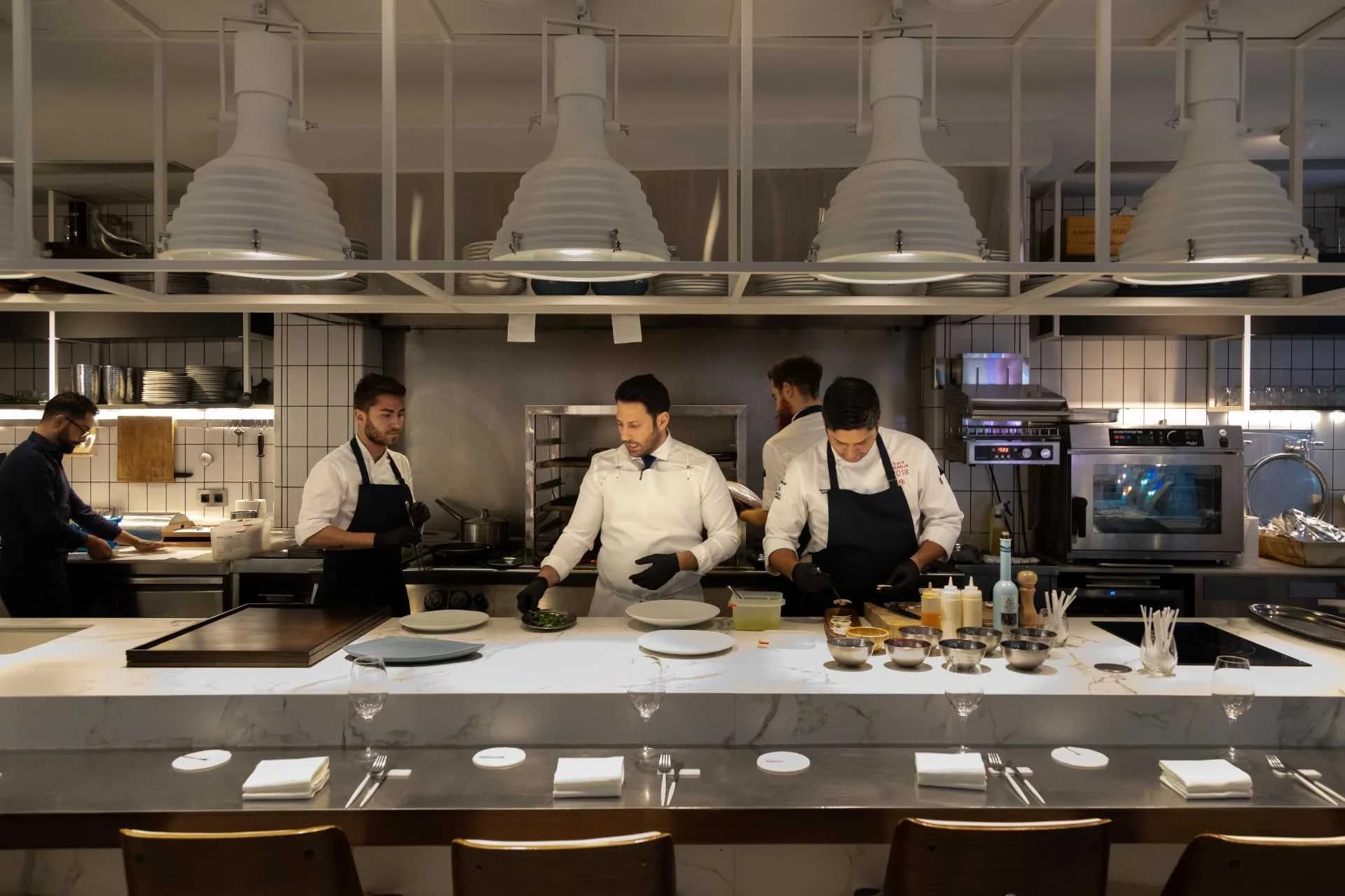 Cañabota restaurante Sevilla estrella Michelin