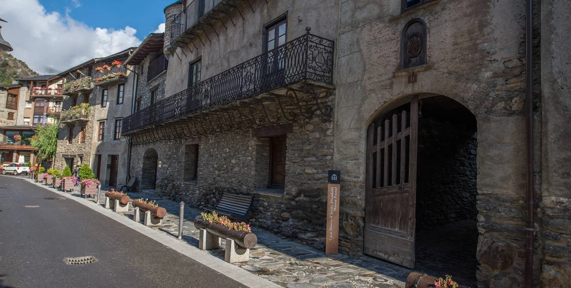 Casa Areny-Plandolit museo noble Ordino Andorra