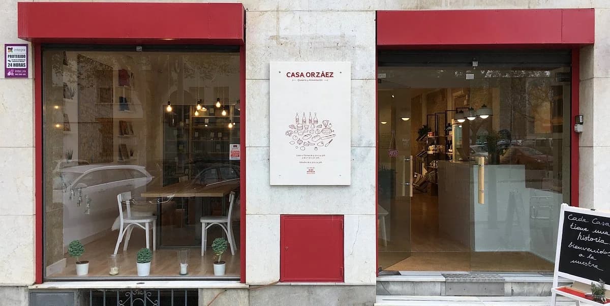 Casa Orzáez: Brunch con Vistas en Triana Sevilla