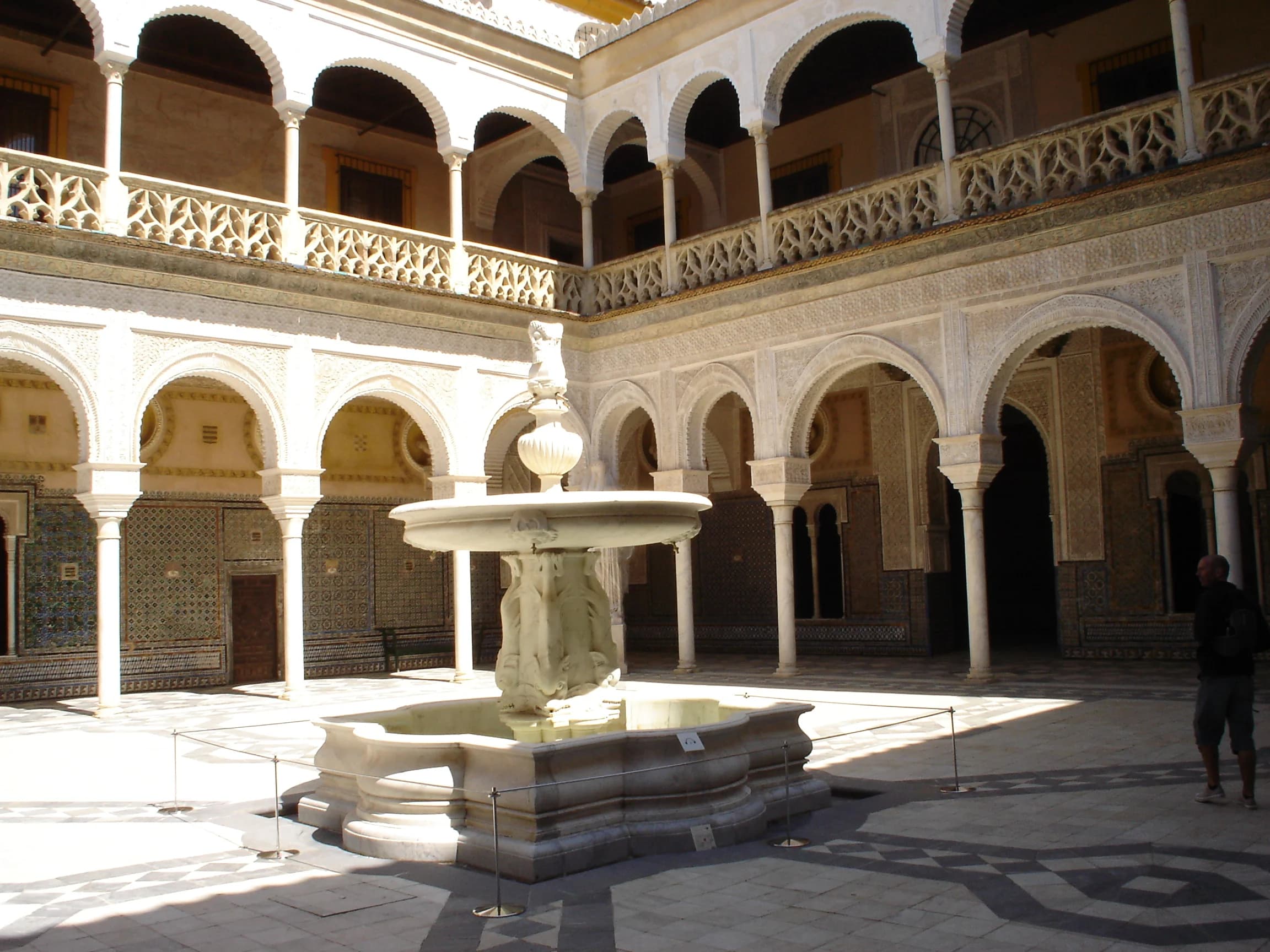 Casa de Pilatos patio central Sevilla