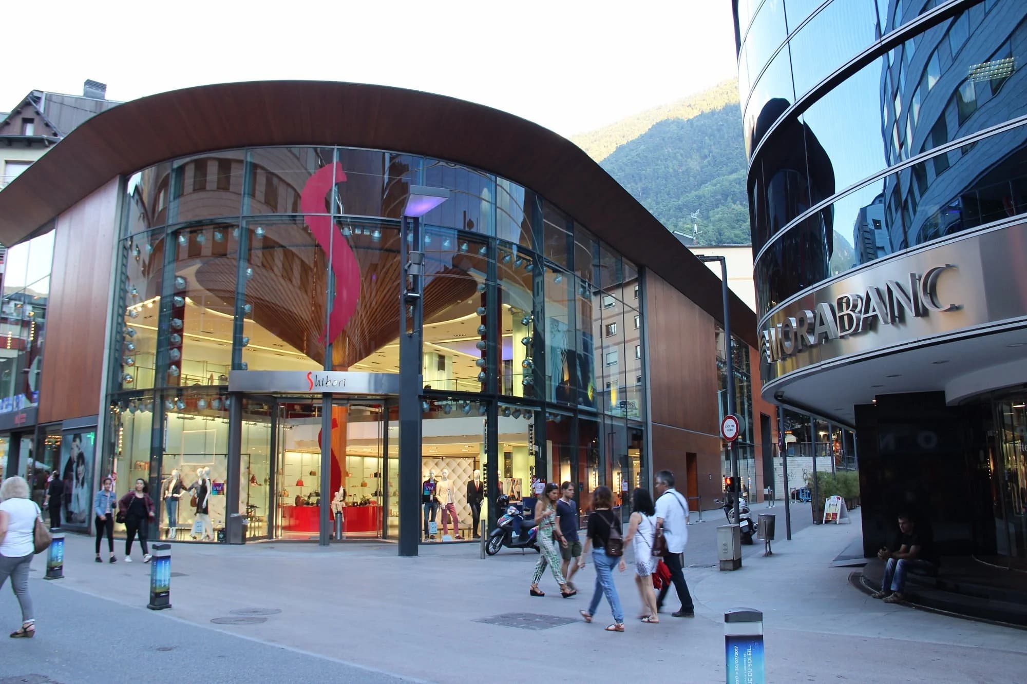 Tiendas comerciales Andorra la Vella centro