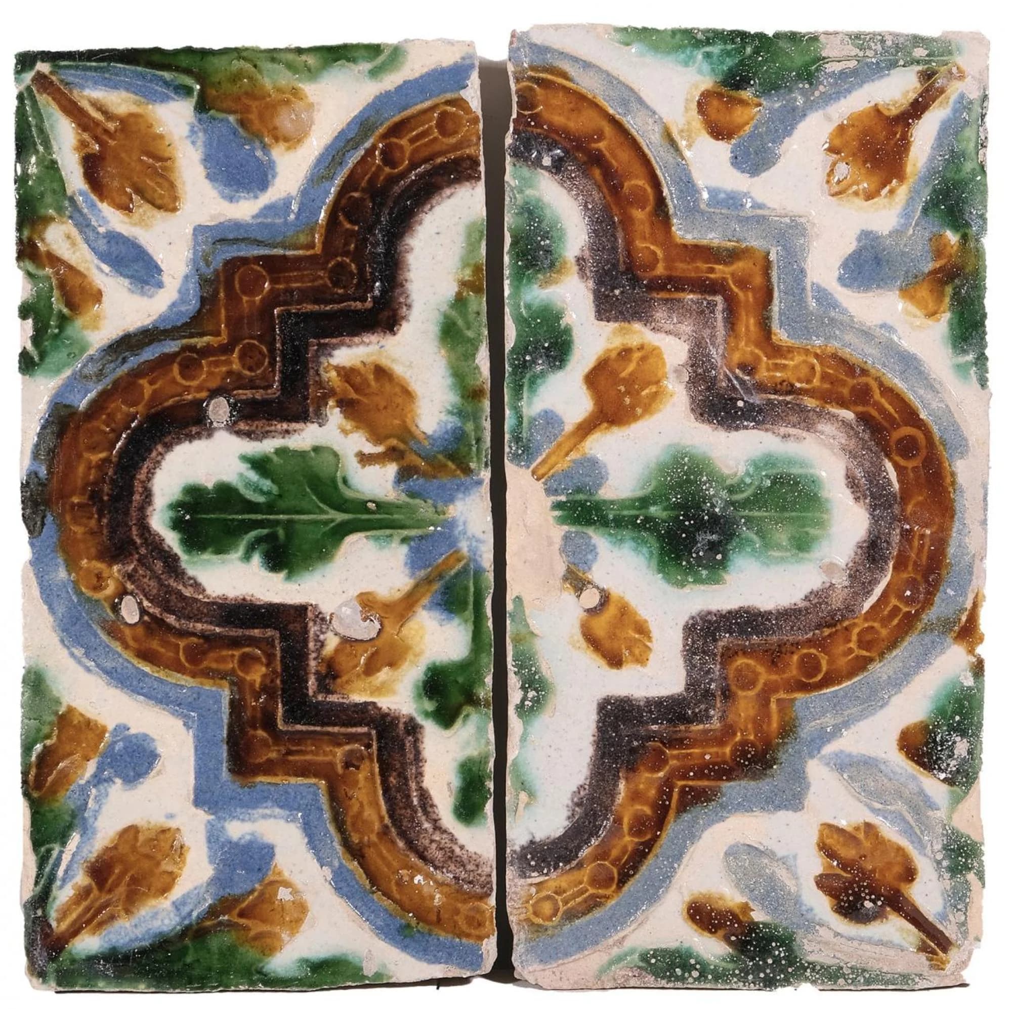Cerámica Ruiz Triana azulejos arista Sevilla