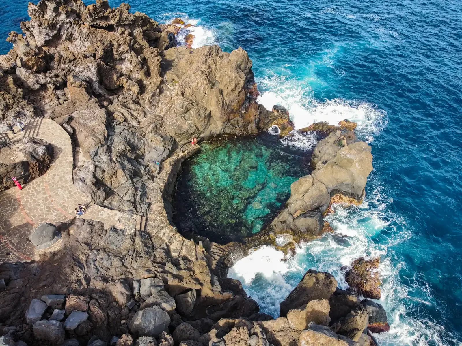 Charco de la Laja piscina natural volcánica San Juan de la Rambla Tenerife