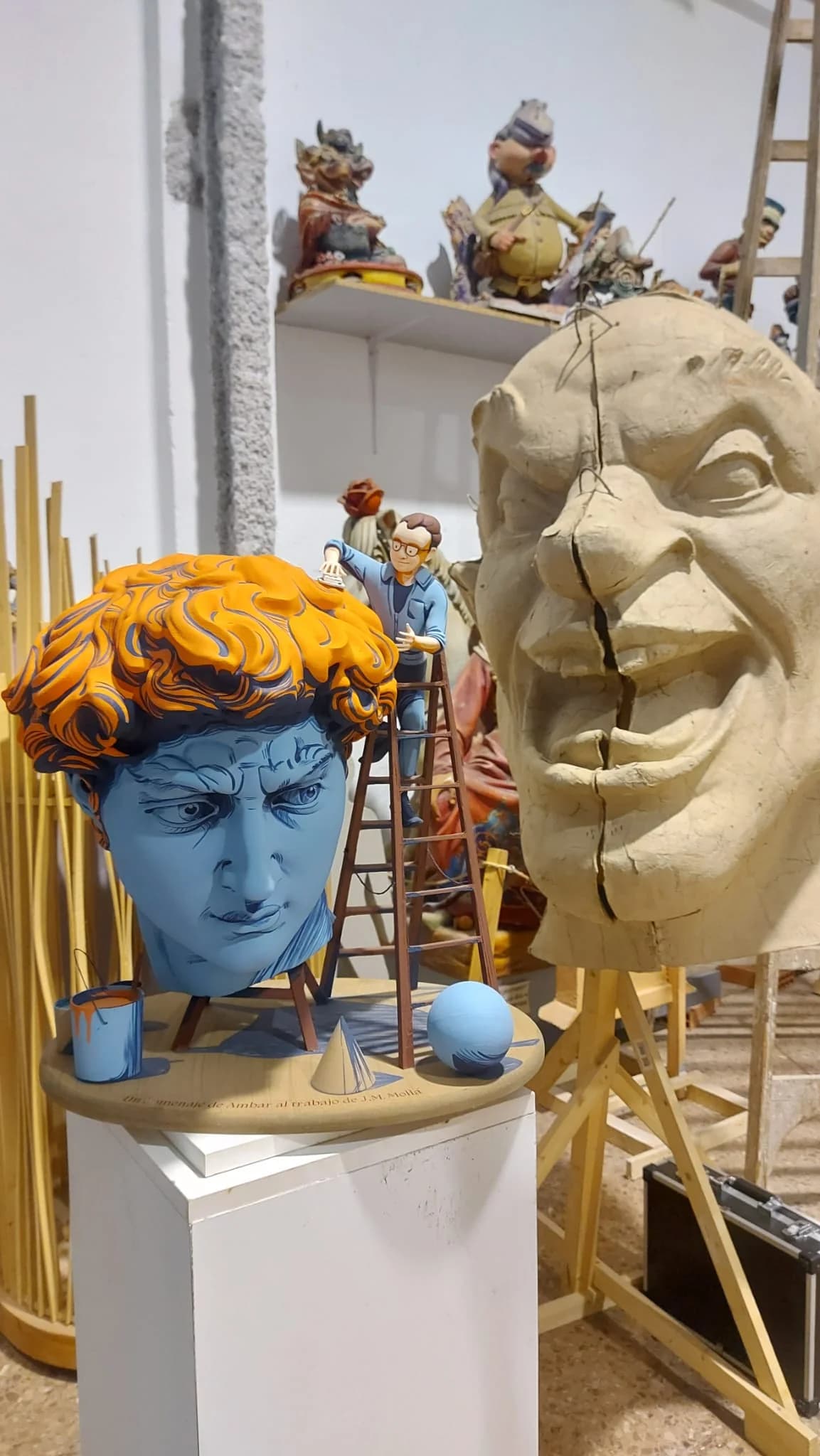 Ciudad del Artista Fallero talleres Benicalap Valencia