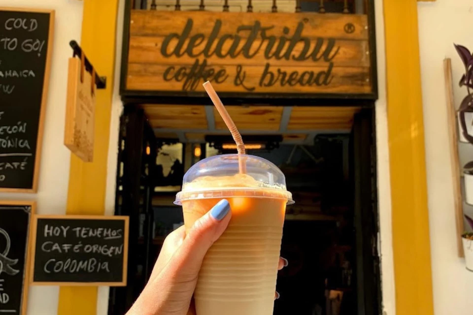 Imagen de Delatribu Specialty Coffee en Sevilla