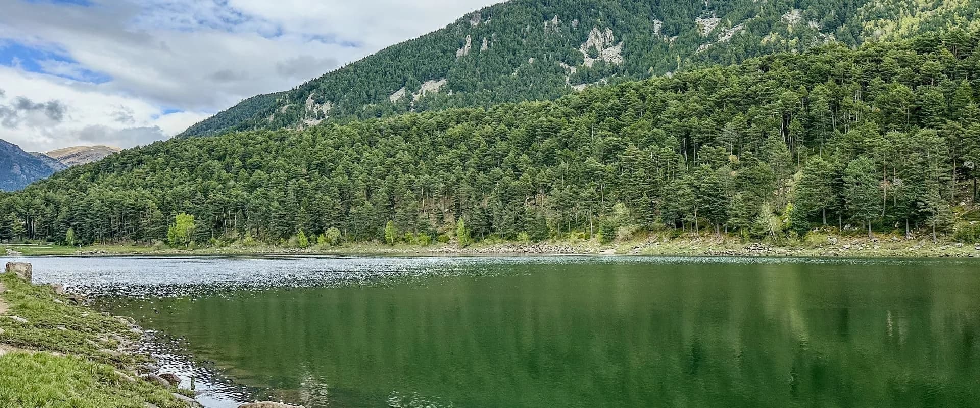 Estany d'Engolasters lago accesible Encamp Andorra