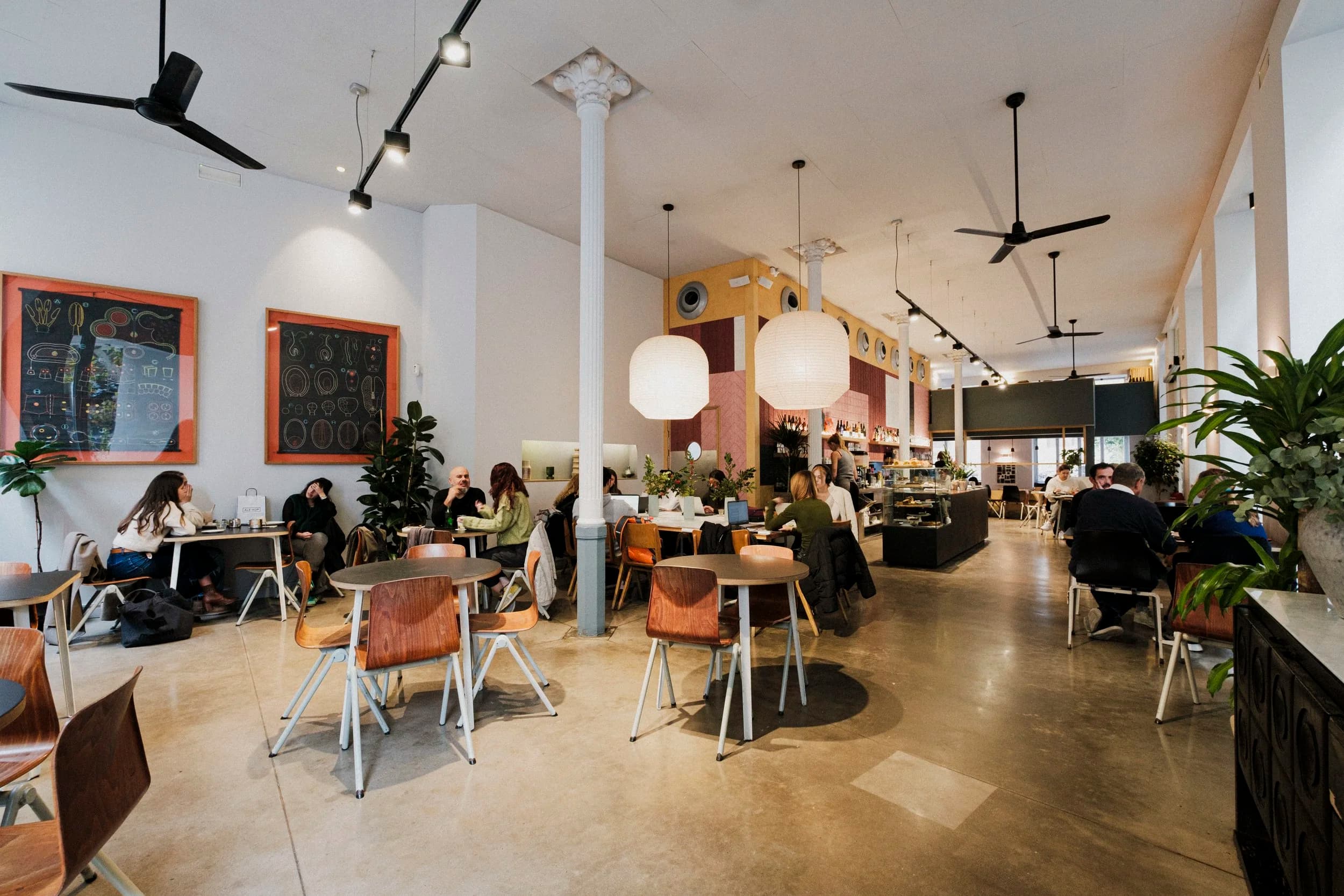 Portátiles y brunch en Federal Cafe