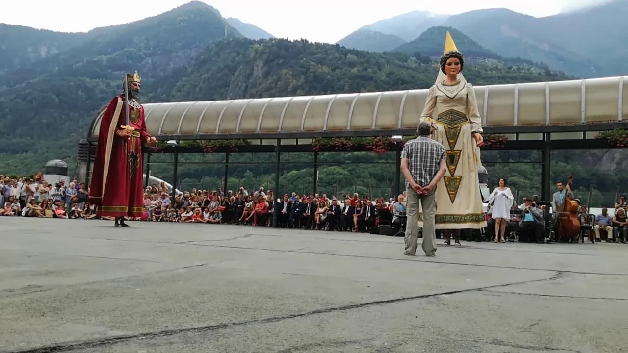 Festes del Poble gegants cabezudos Andorra