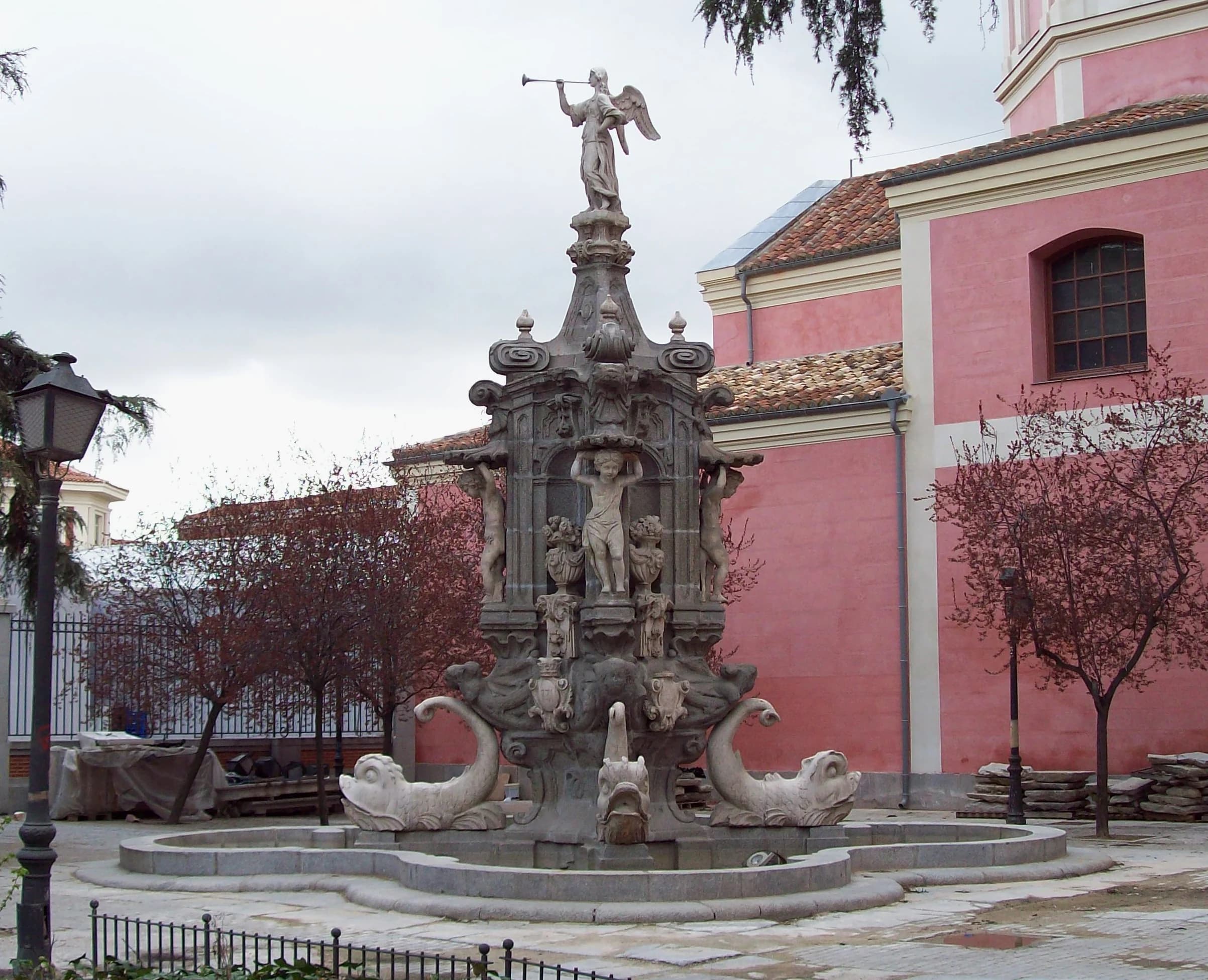Imagen de Fuente de la Fama o Fuente de Antón Martín en Madrid