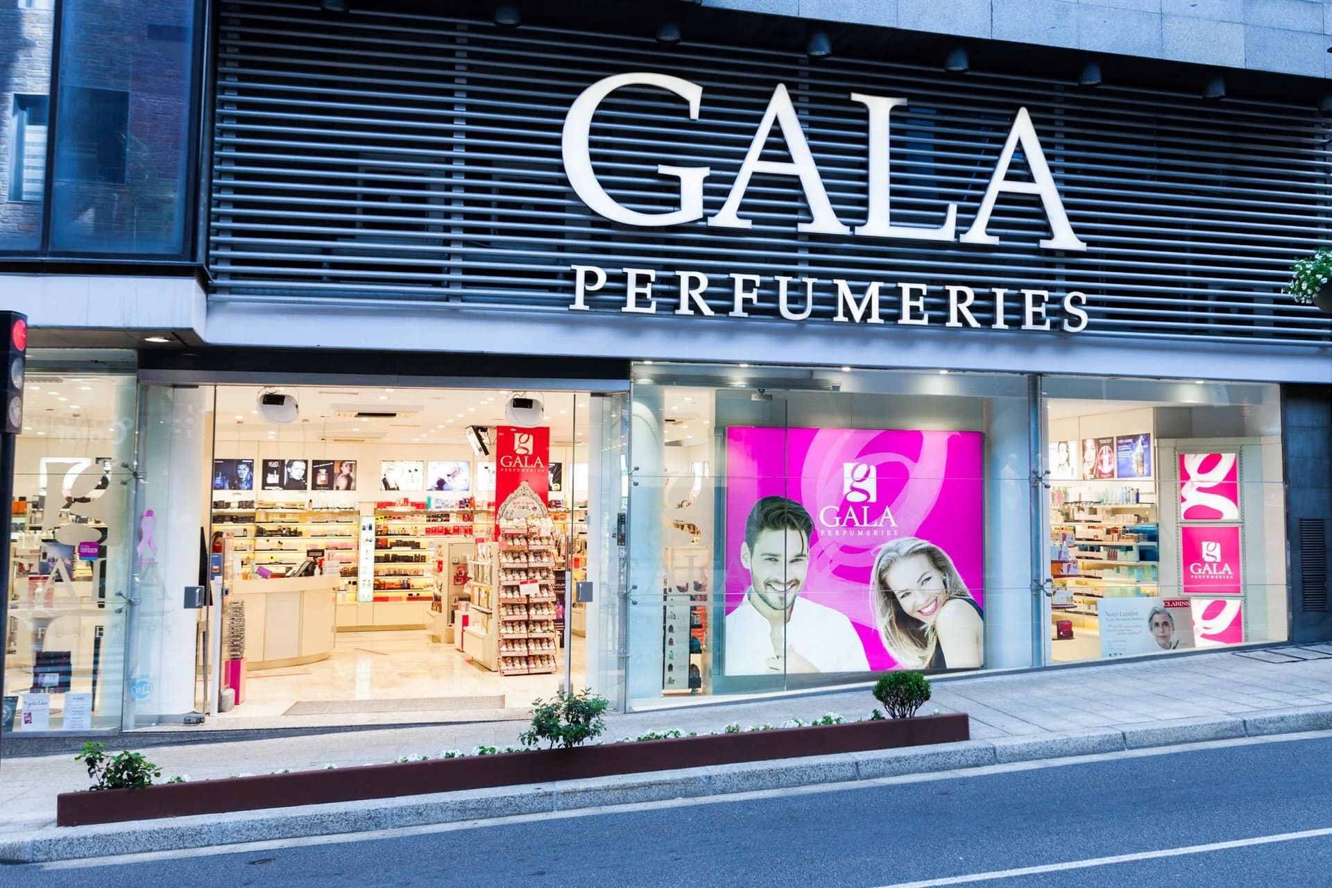 Gala Perfumeries Avenida Meritxell Andorra