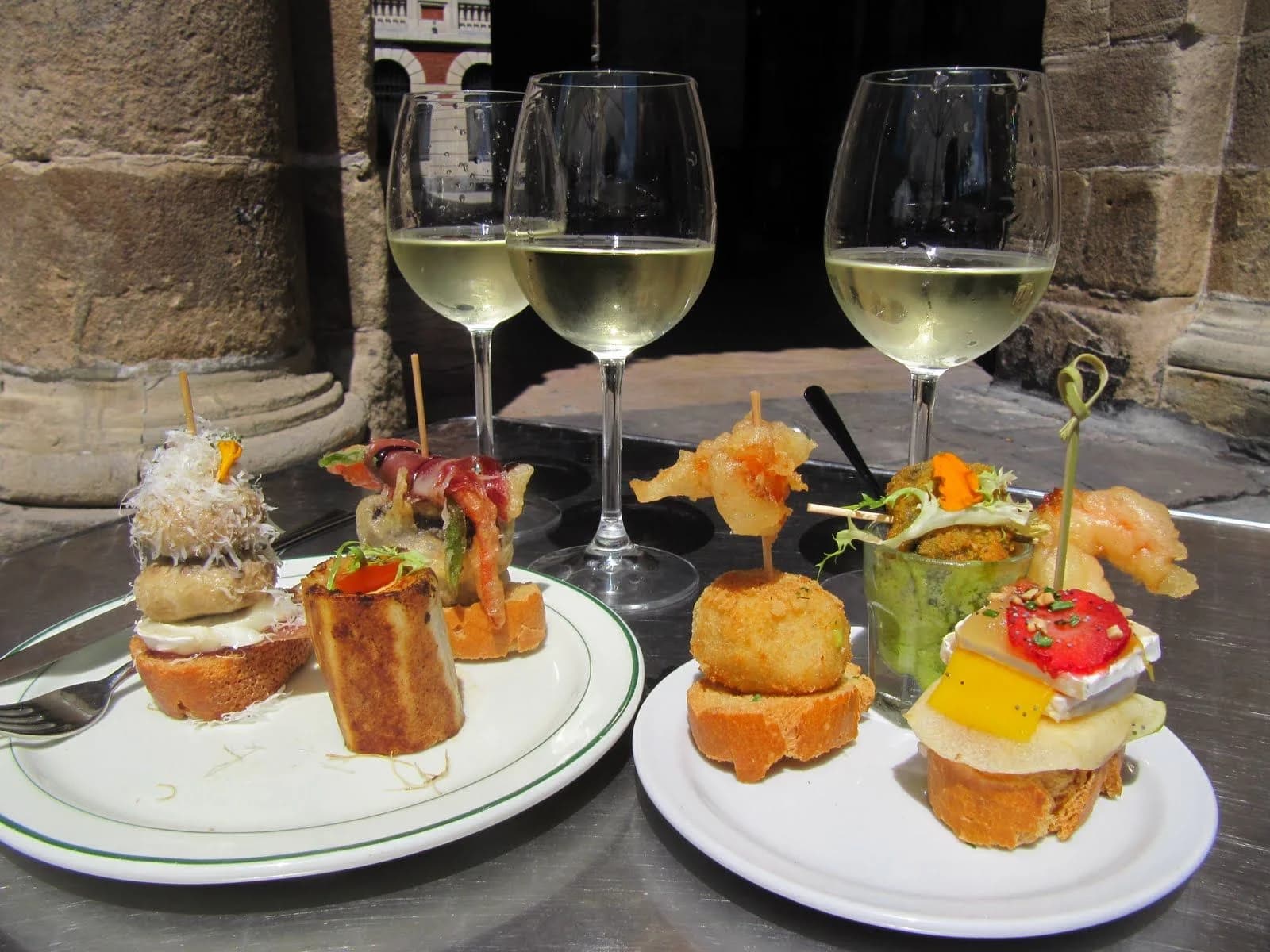 Gure Toki bar pintxos Plaza Nueva Bilbao