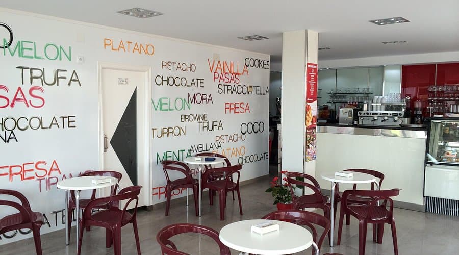 Interior de Heladería Jijona