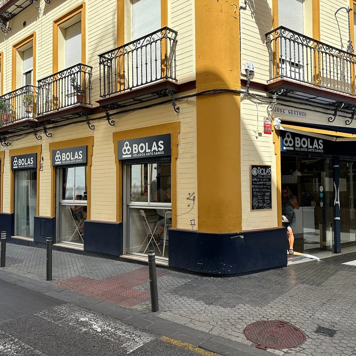 Imagen de Heladerías Bolas en Sevilla