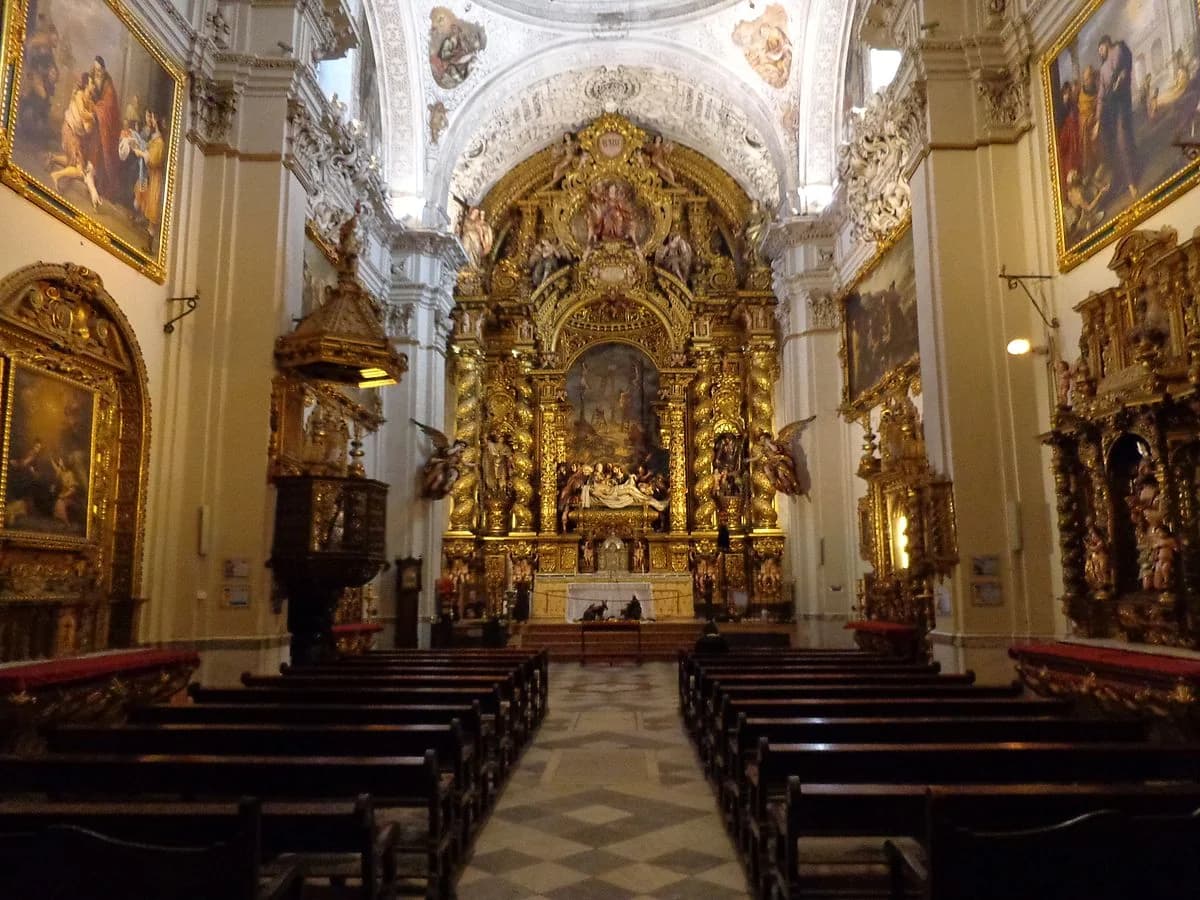 Interior barroco del Hospital de la Caridad