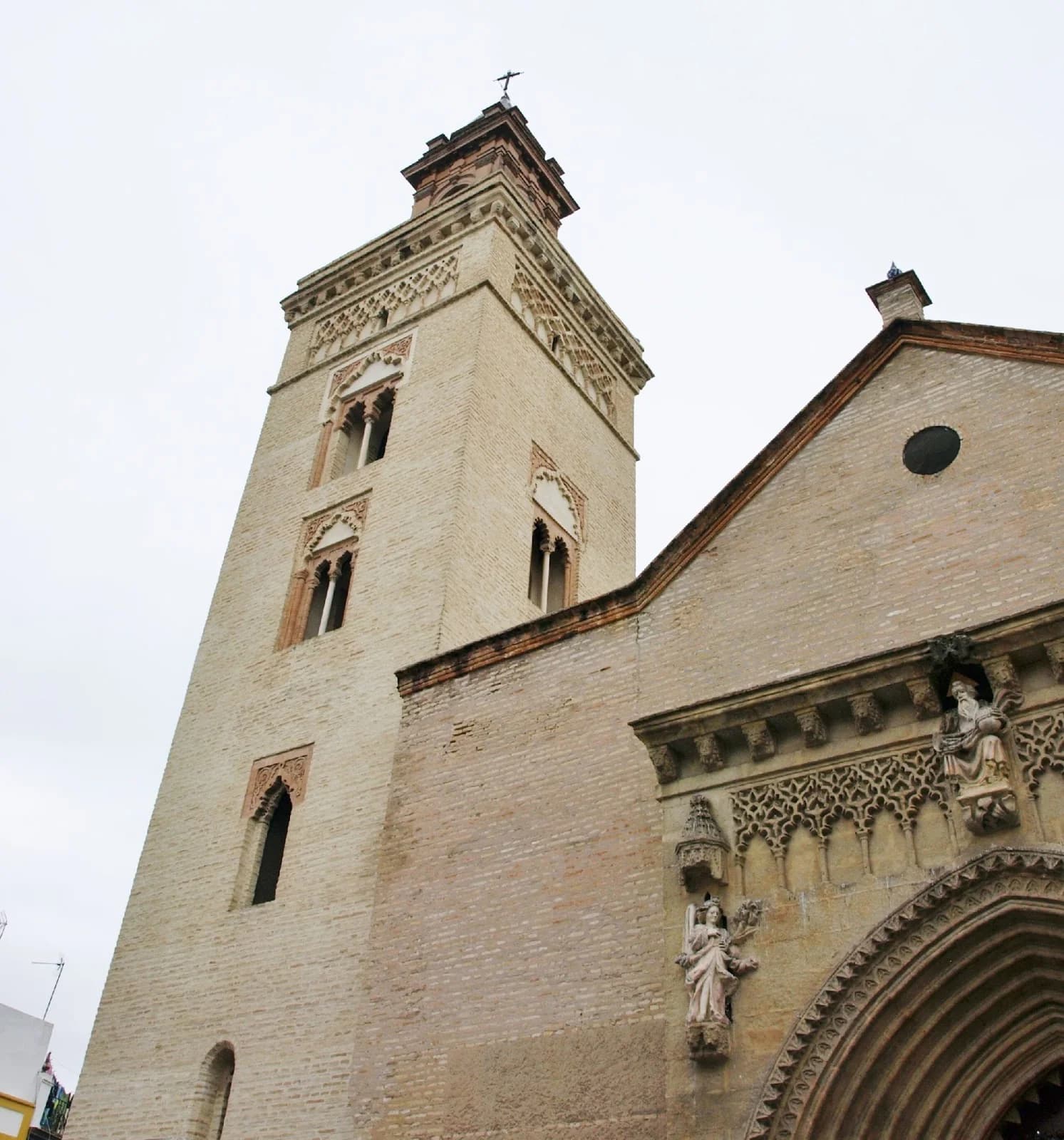 Iglesia de San Marcos torre alminar mudéjar Sevilla