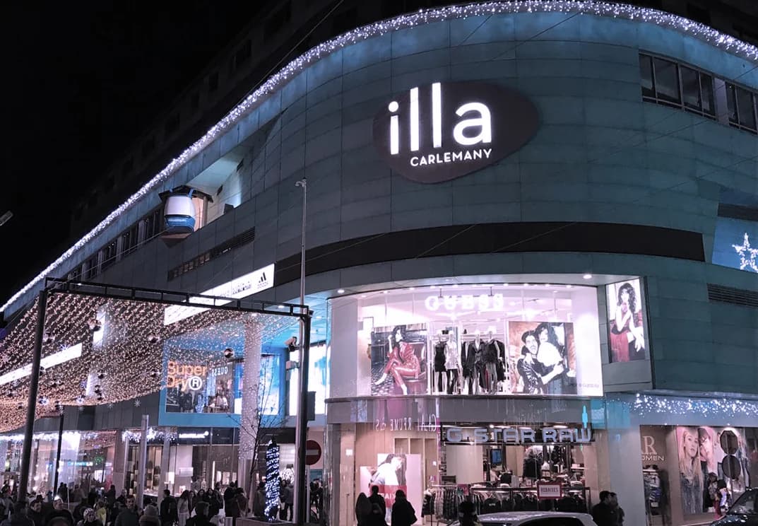 Centro comercial Illa Carlemany Escaldes-Engordany Andorra