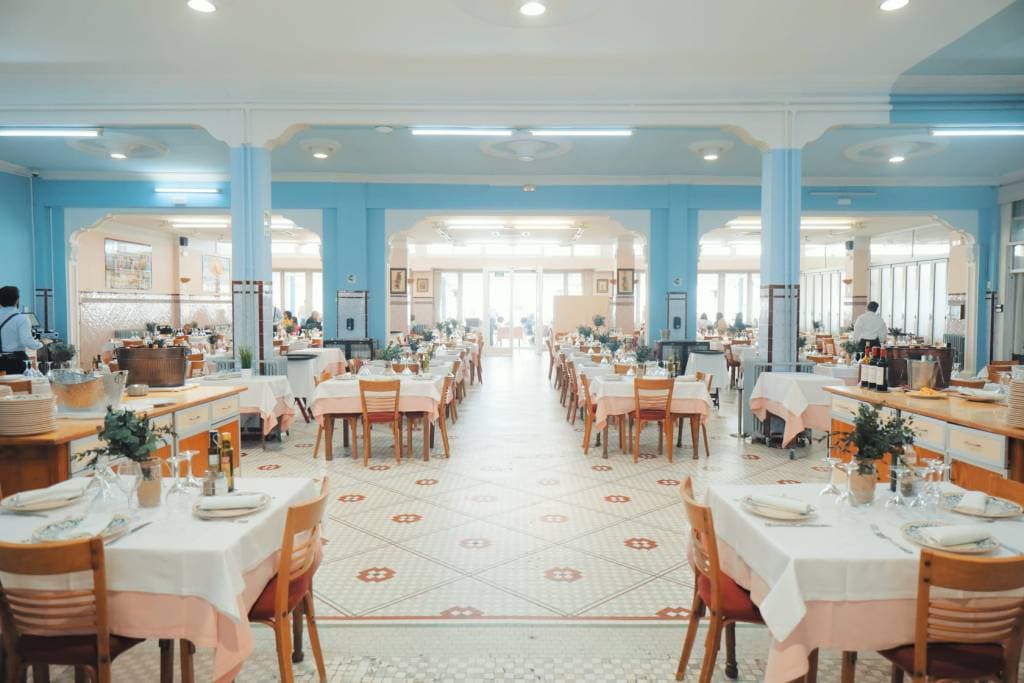 Interior histórico de La Pepica