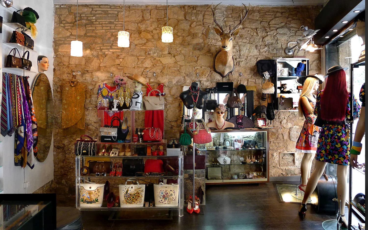 Prendas de diseñador en Le Swing Vintage