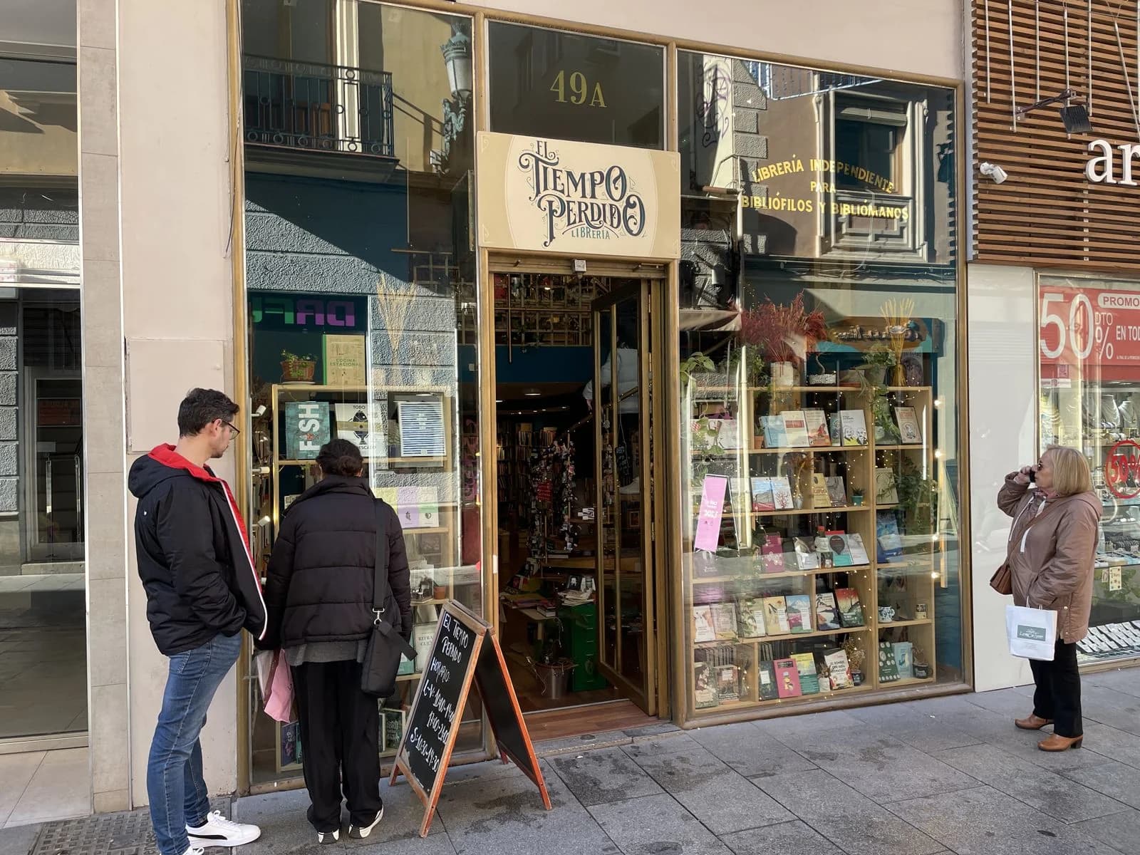 Librería El Tiempo Perdido Puentezuelas Granada
