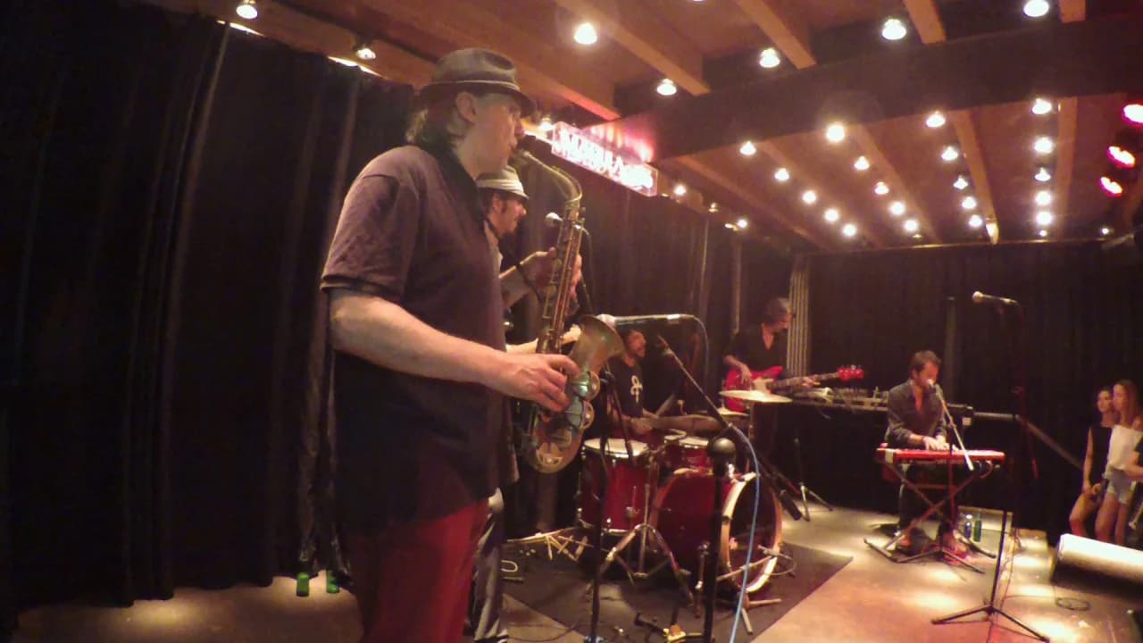 Marula Café club funk jam sessions Barcelona