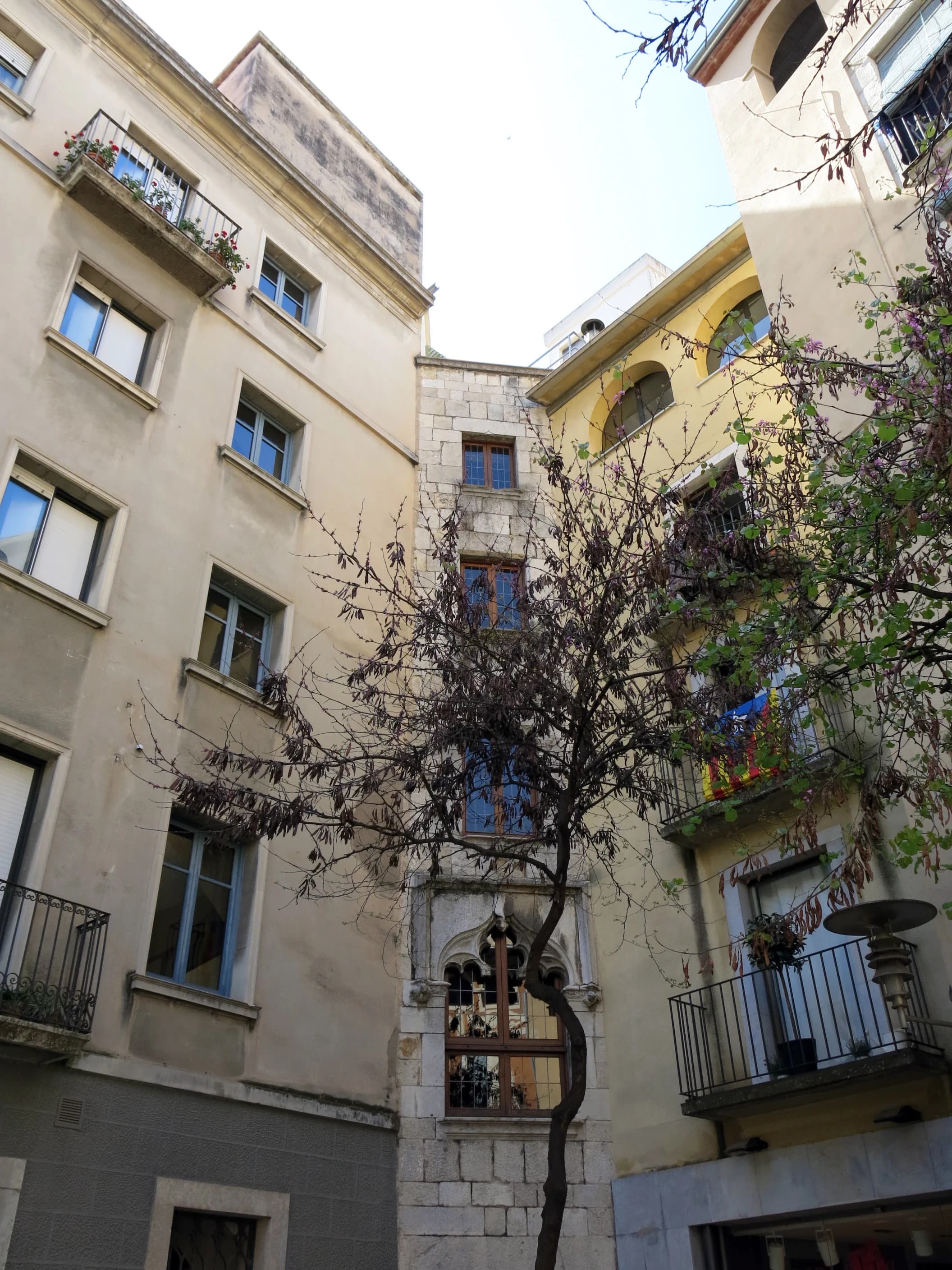 Imagen de Mercadal en Girona
