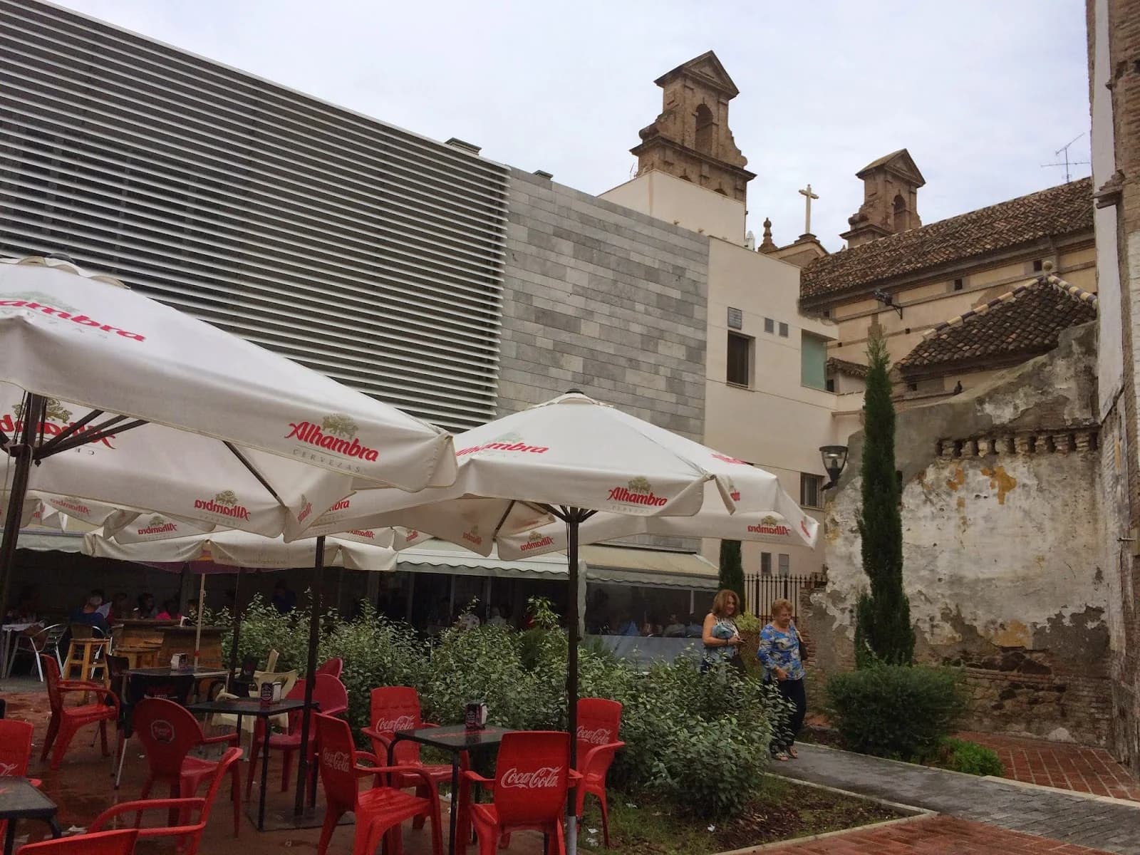 Mercado del Carmen Málaga terraza bar Perchel