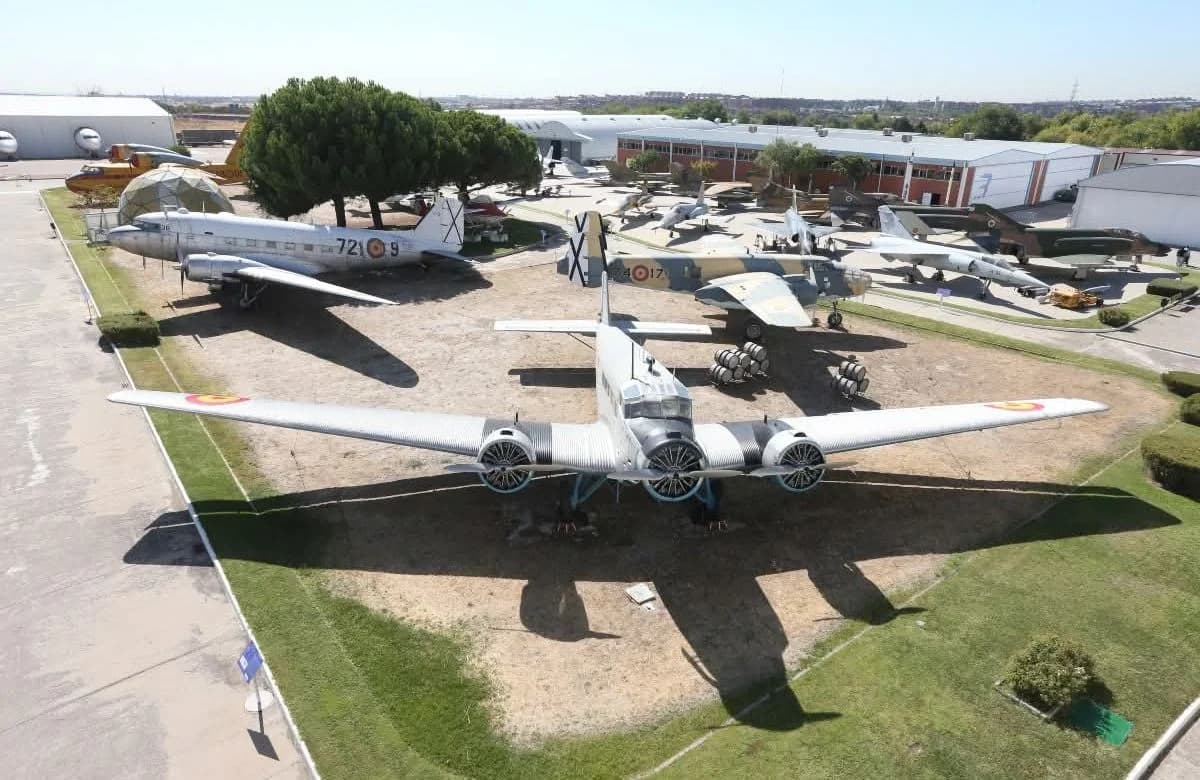 Aviones historicos en Museo del Aire y del Espacio