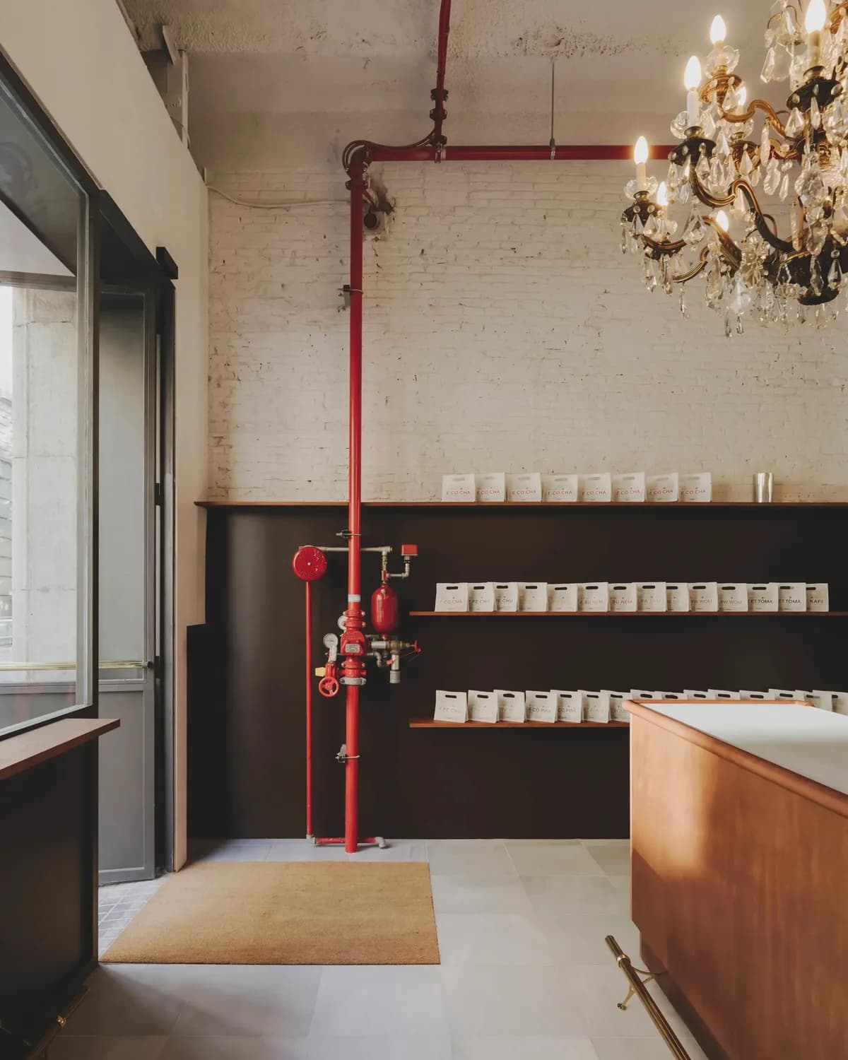 Interior de Nomad Coffee en el Born