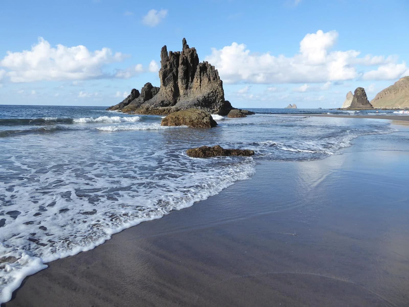 Playa de Benijo arena negra Anaga Tenerife