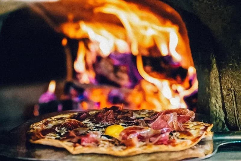 Restaurant Les Closes pizzas horno leña Andorra