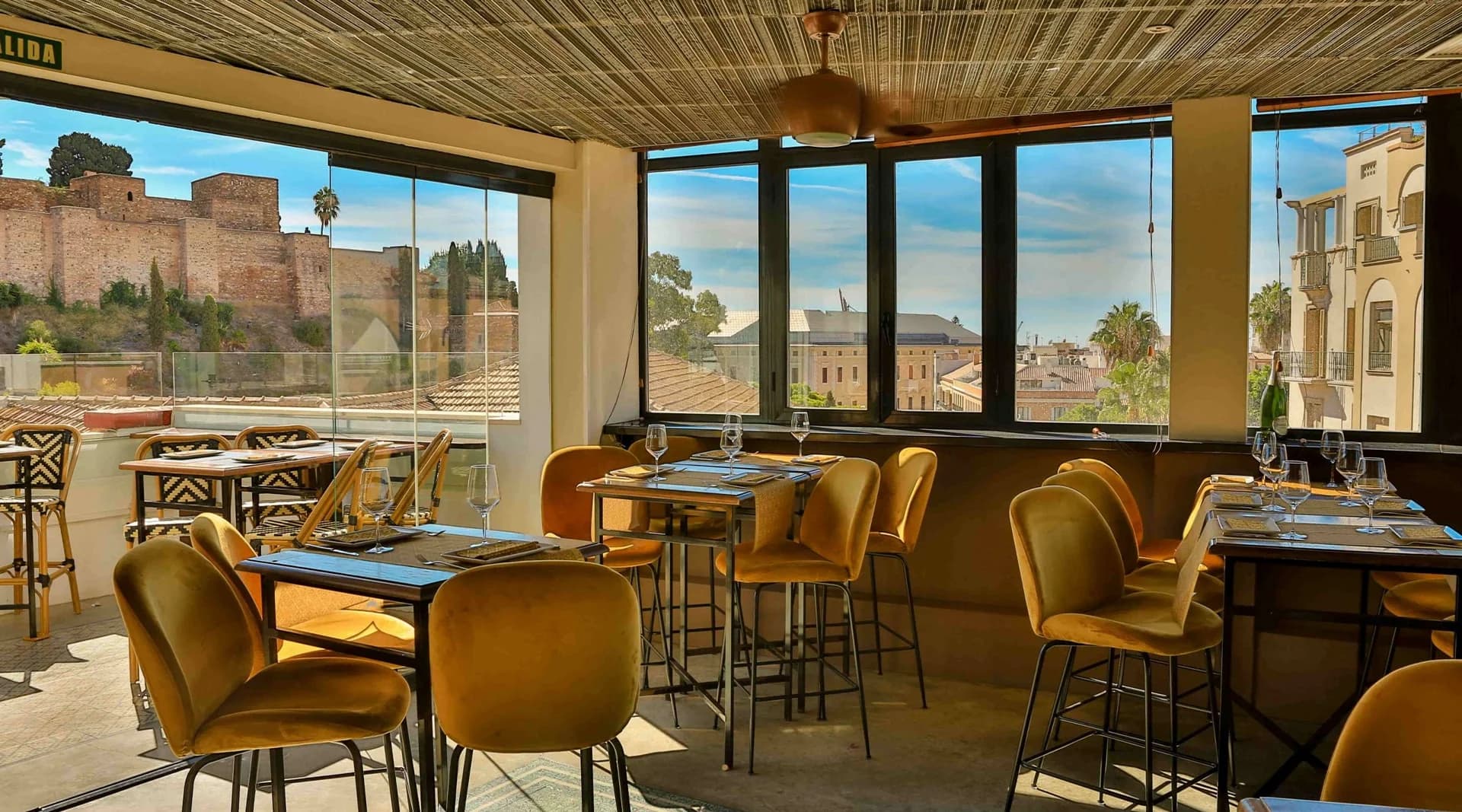 Restaurante Batik terraza vistas Alcazaba Málaga
