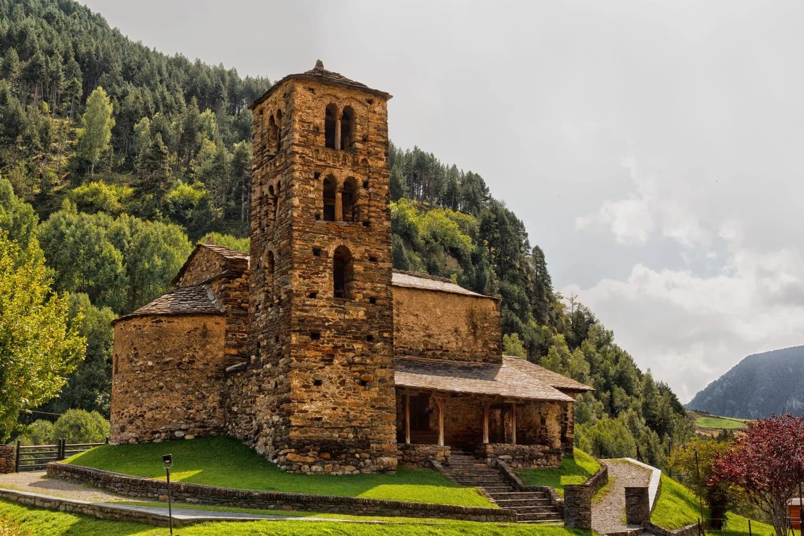 Iglesia románica Sant Joan de Caselles Canillo
