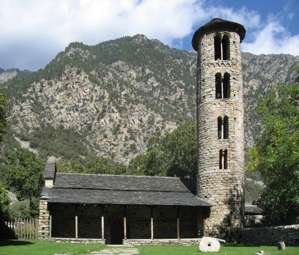 Iglesia prerrománica de Santa Coloma en Andorra la Vella