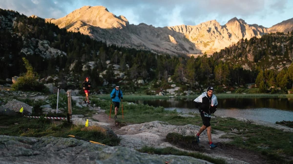 Corredores en Trail 100 Andorra UTMB Ordino
