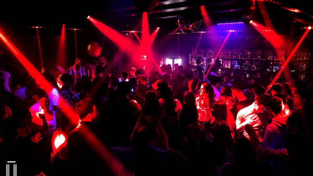 Pista de baile en Uthopia