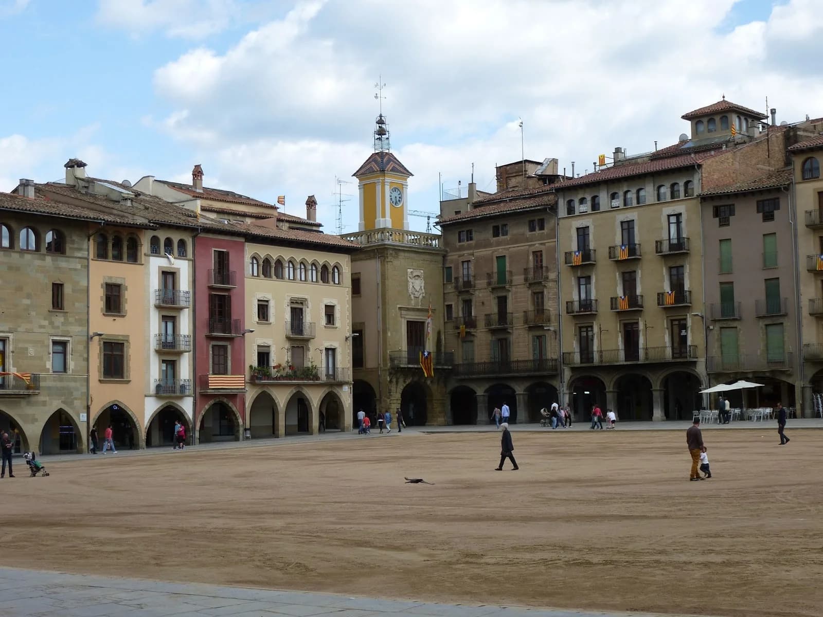 Plaça Major porticada de Vic