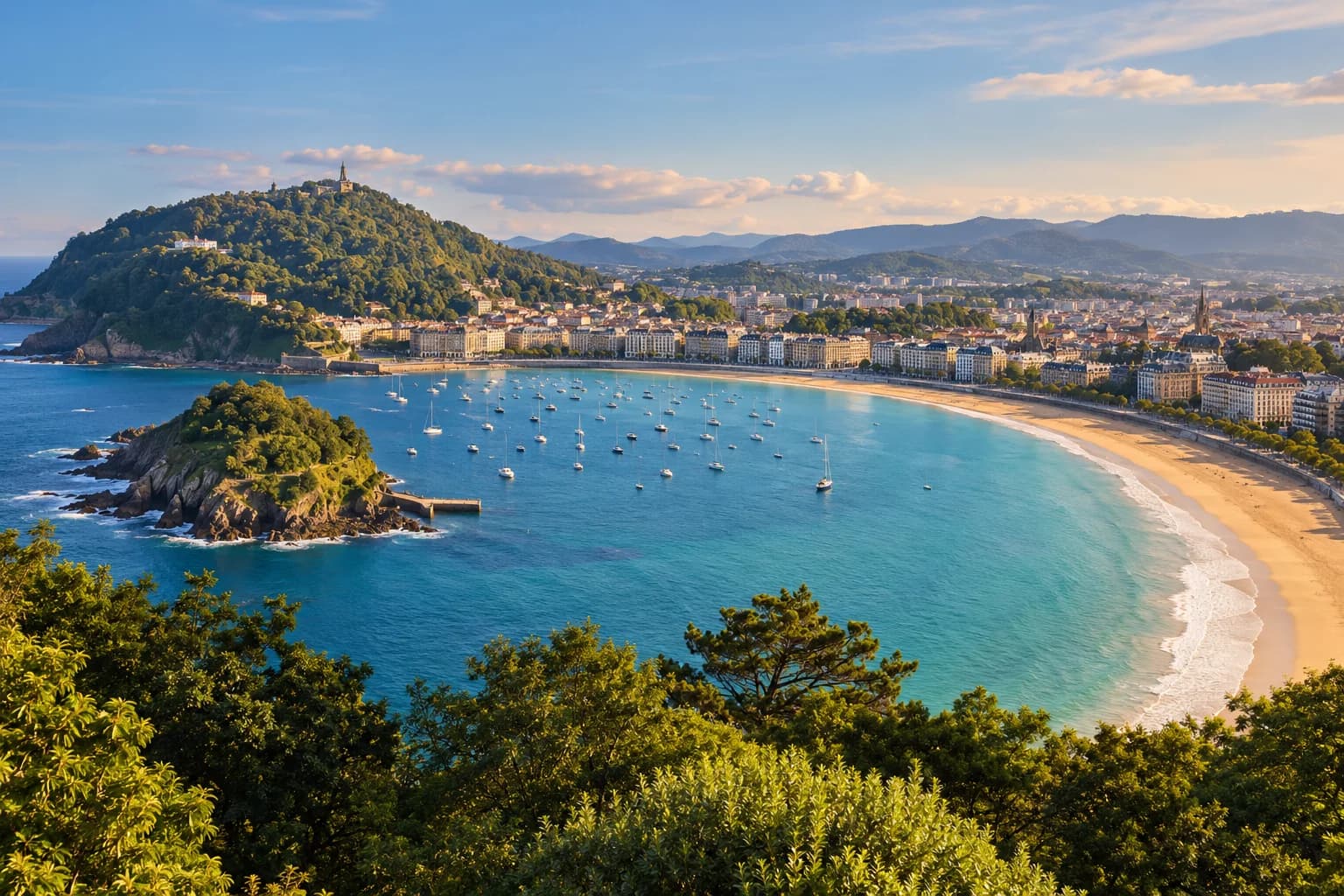Bahía de La Concha de San Sebastián al atardecer
