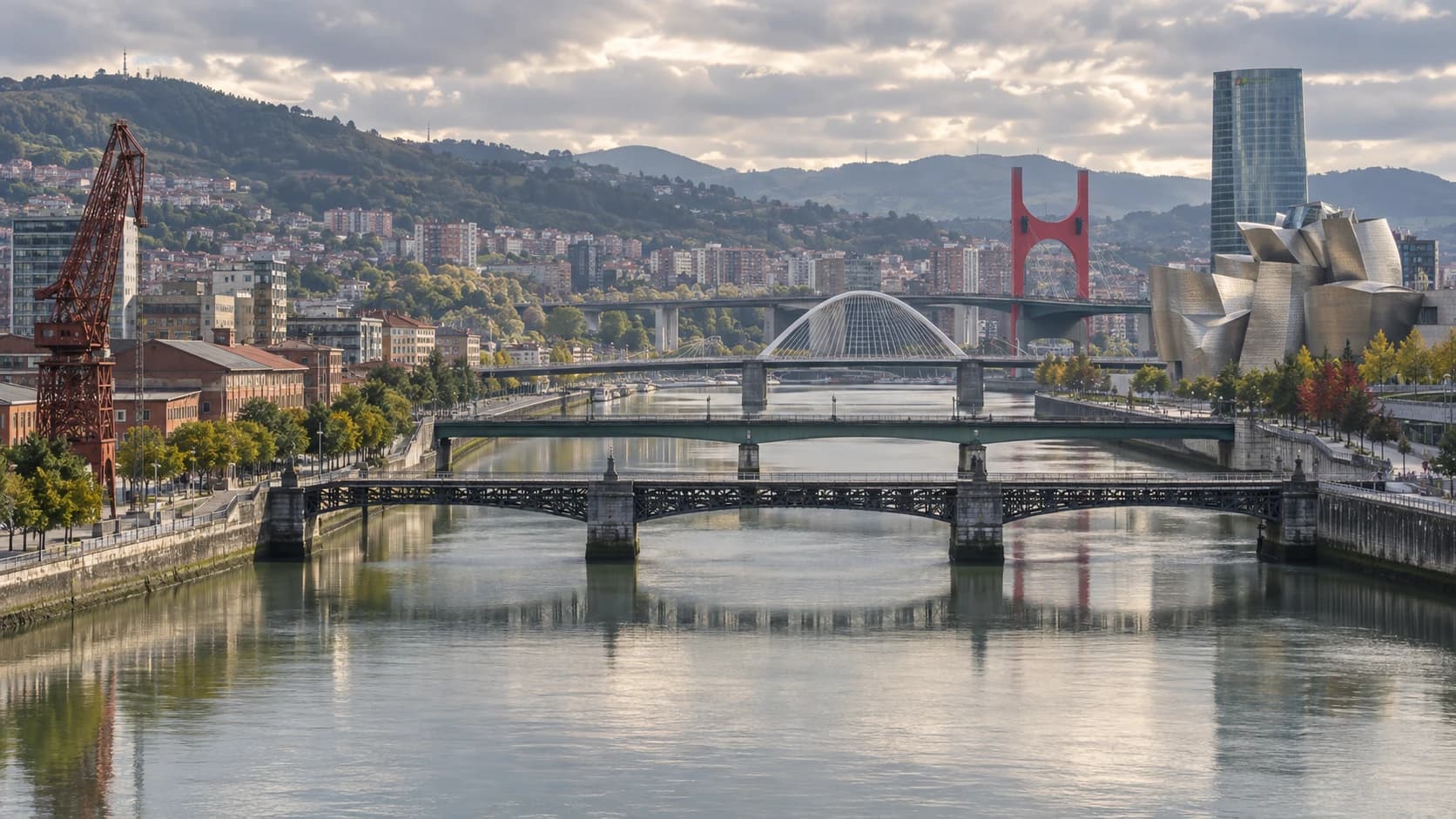 Cinco puentes de Bilbao que cuentan la transformación de la ría