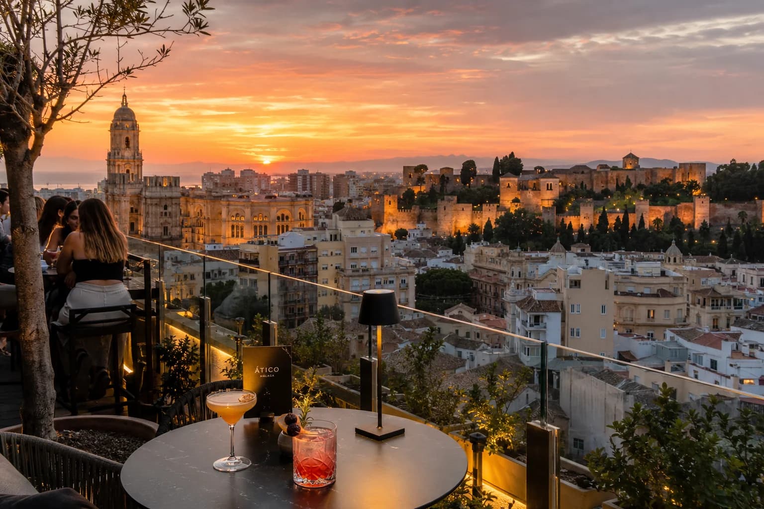 Las 5 Mejores Azoteas y Rooftops con Vistas en Málaga