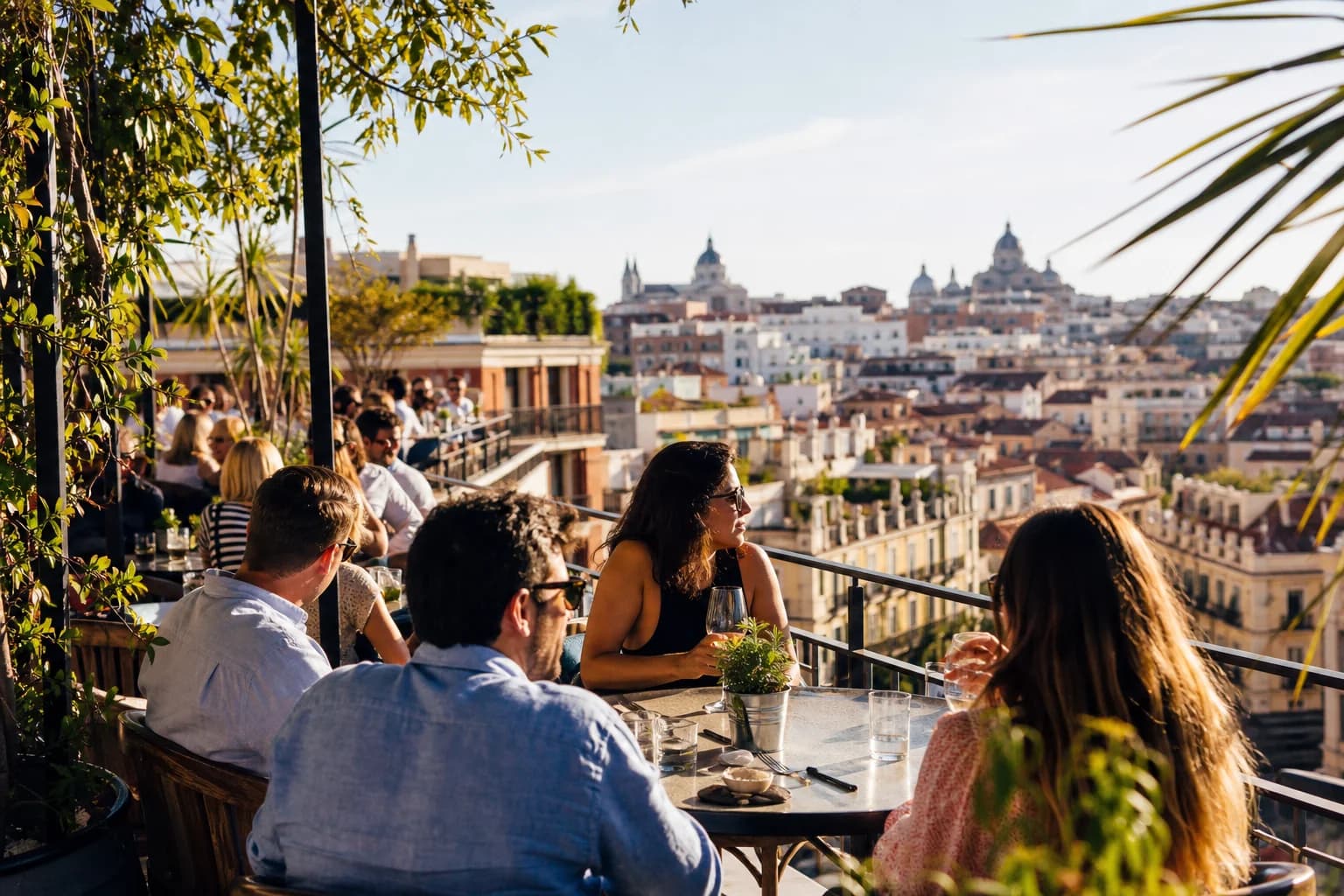Los 5 Mejores Restaurantes con Terraza y Vistas en Madrid