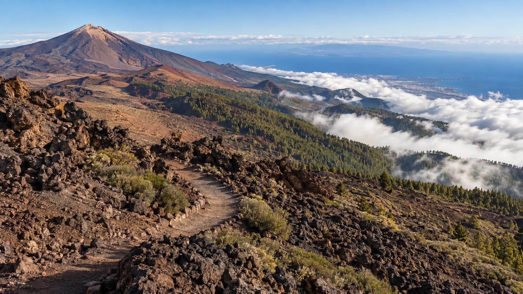 Cinco miradores volcánicos de Tenerife para descubrir paisajes que cambian con cada altitud