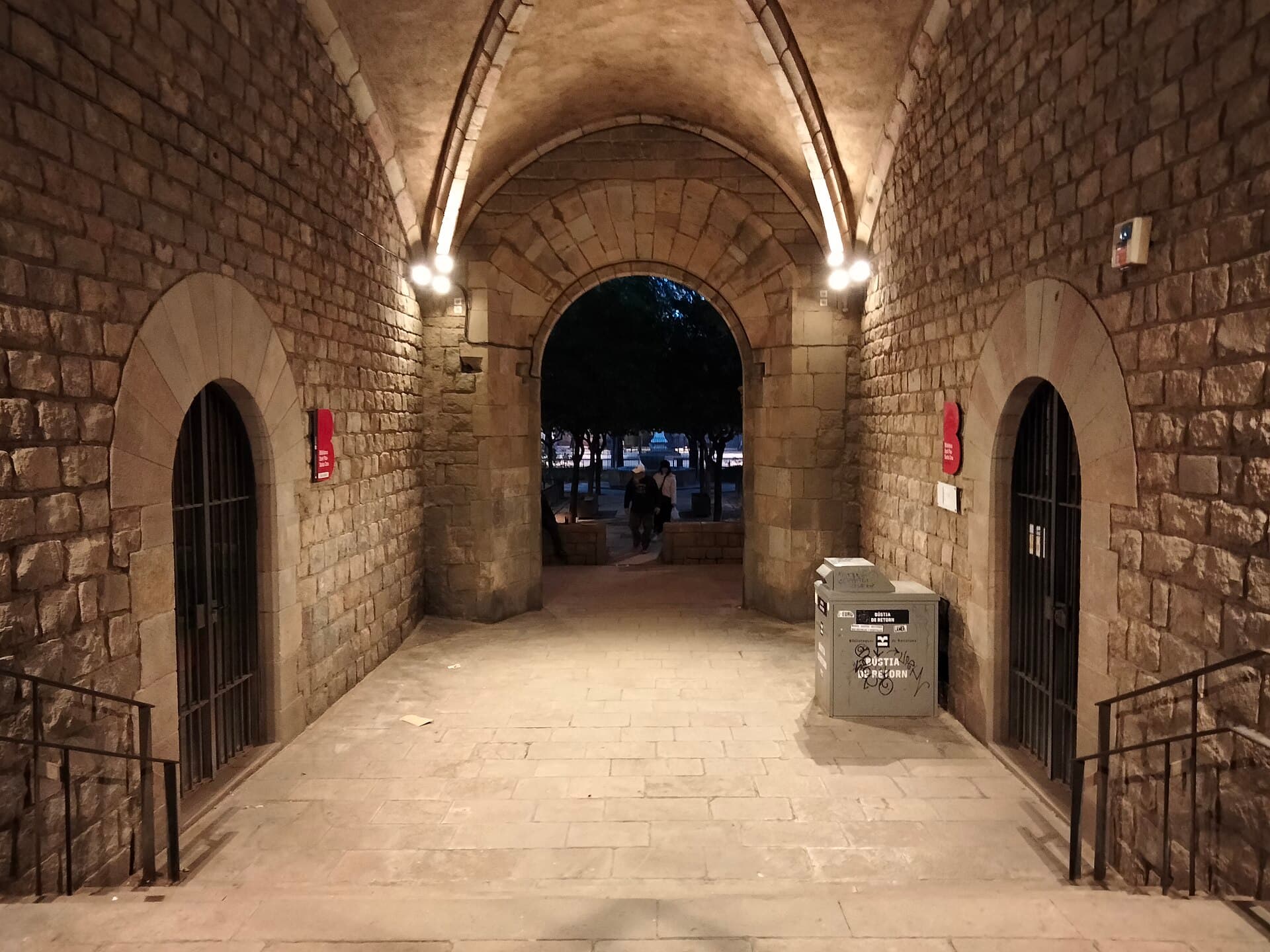 Biblioteca Sant Pau-Santa Creu (Barcelona)